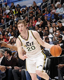 现的冷静恰 现的冷静恰