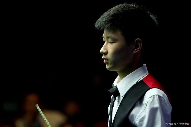 弱侧边锋内 弱侧边锋内